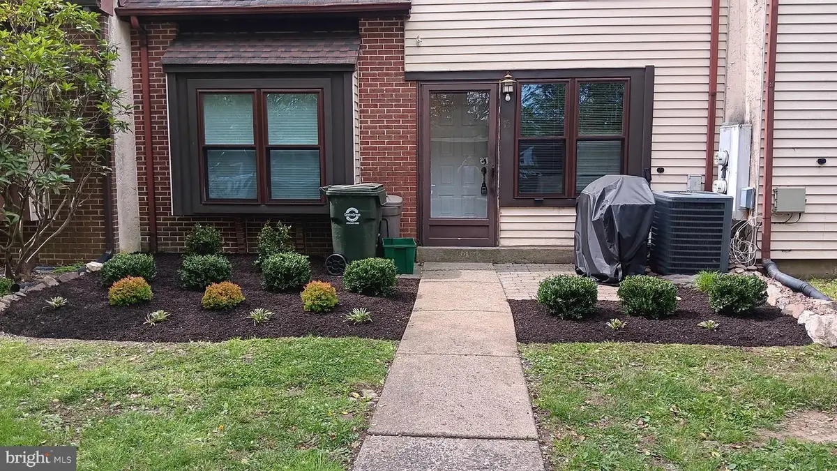15 Heather Ct, Newtown, PA 18940 - #1