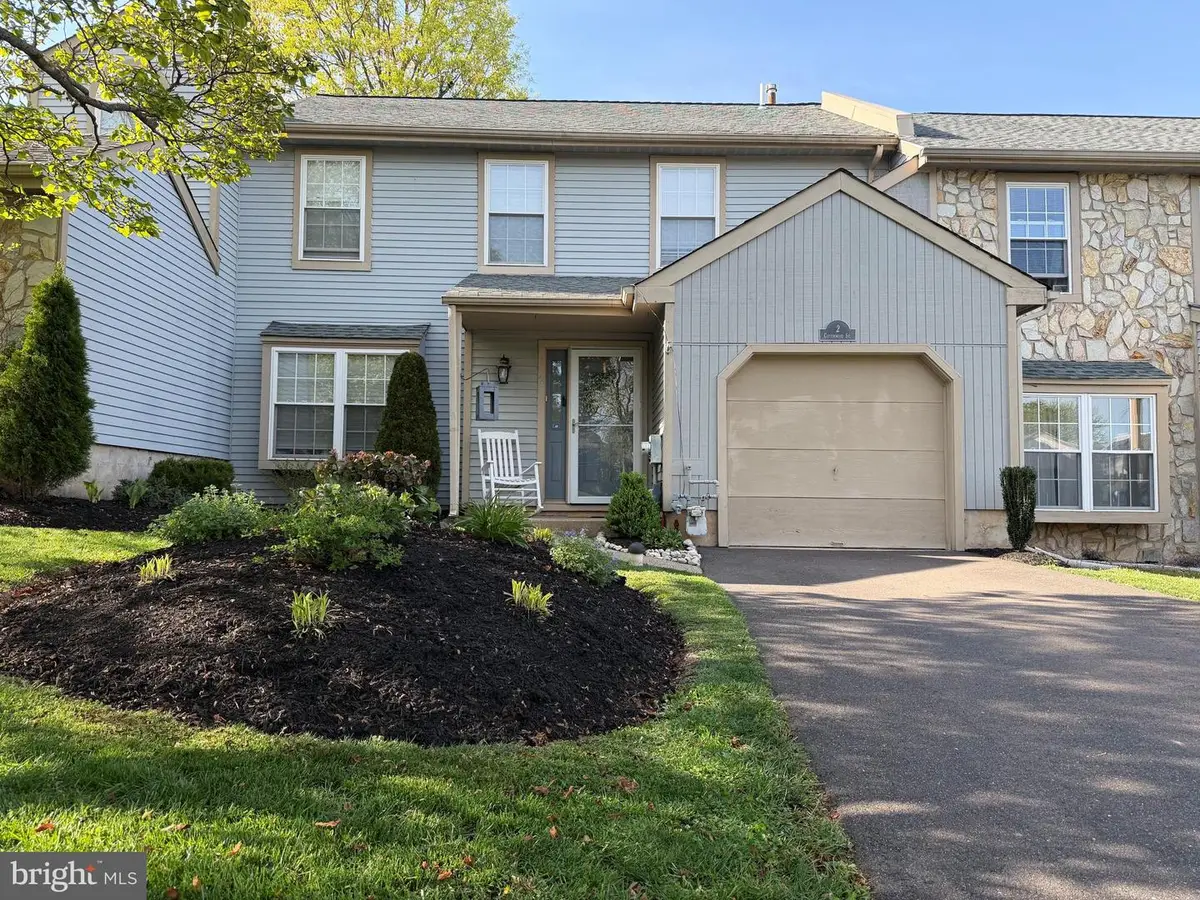 2 Cottonwood St, Newtown, PA 18940 - #1