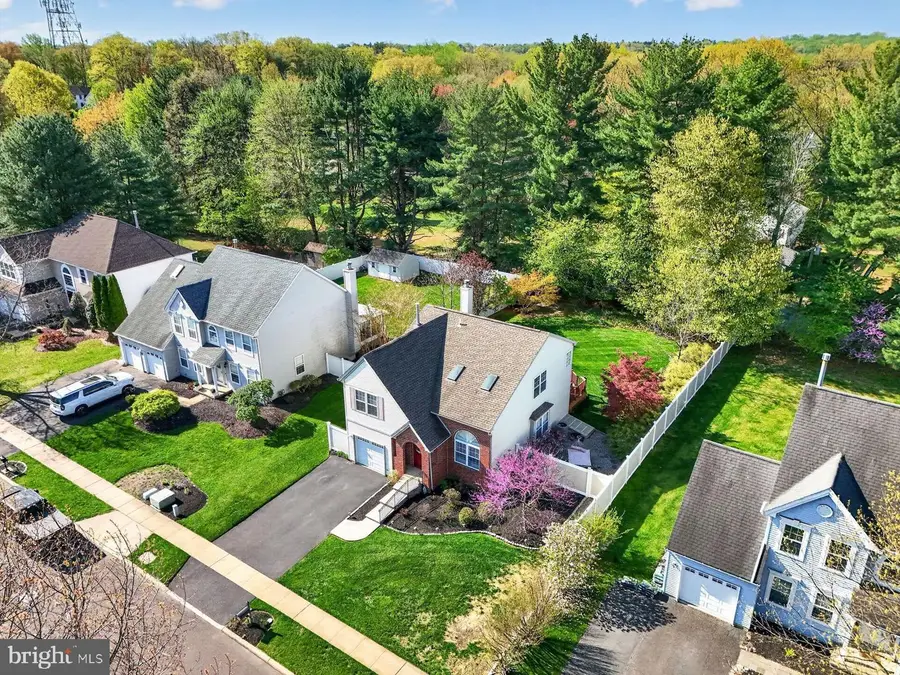 542 Zinn Dr, Southampton, PA 18966 - #2