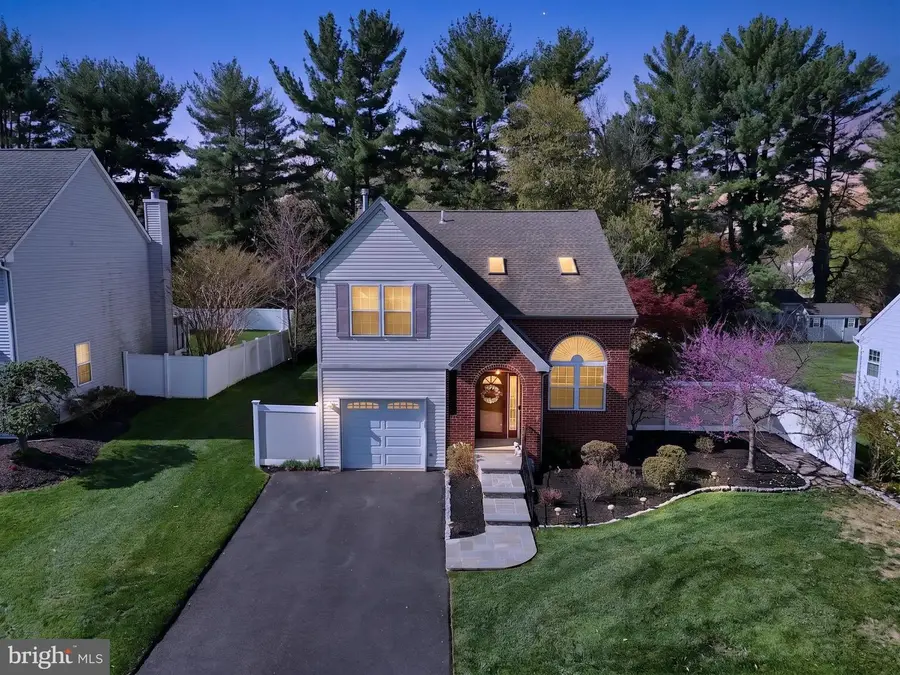 542 Zinn Dr, Southampton, PA 18966 - #3