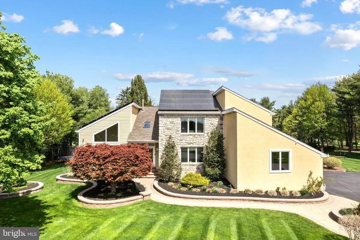 855 Dolington Rd, Newtown, PA 18940 - #1