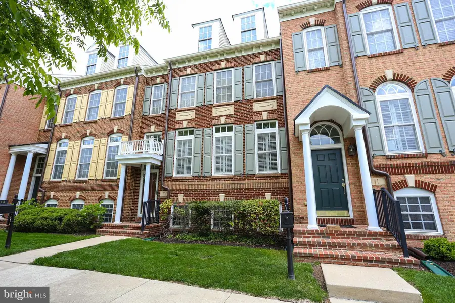 13 Doyle St, Doylestown, PA 18901 - #2