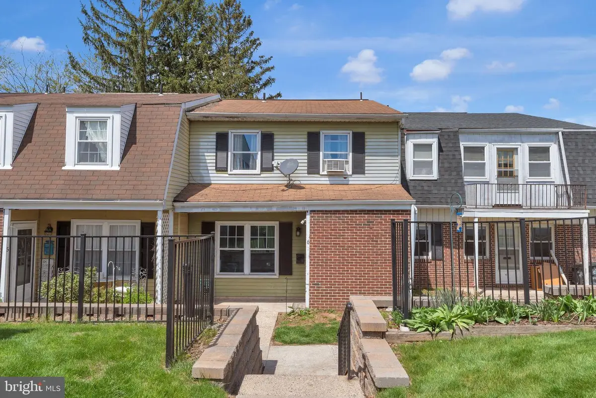 6 Reliance Ct, Telford, PA 18969 - #1