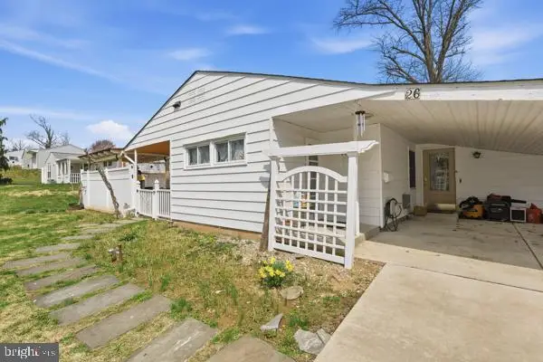 26 Myrtle Ln, Levittown, PA 19054 - #3
