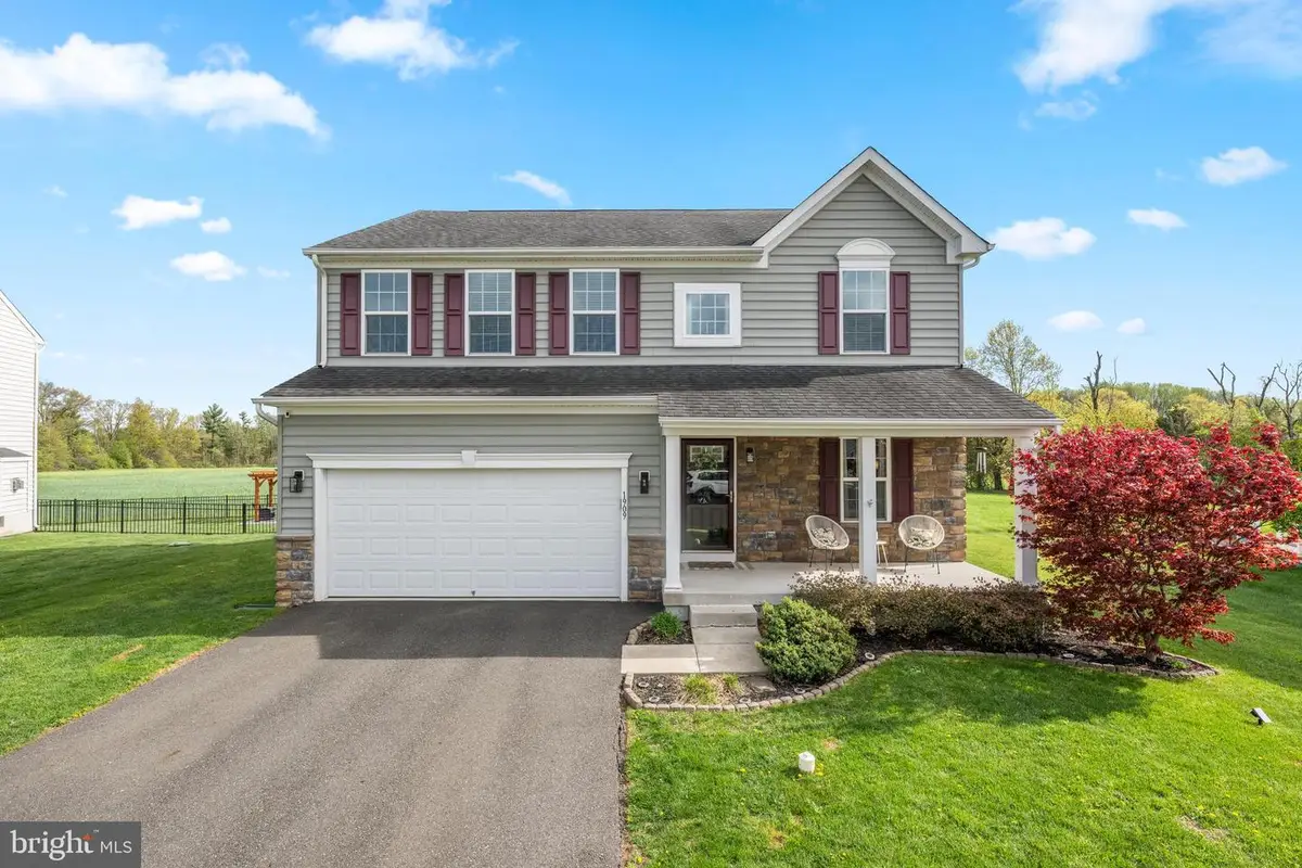 1909 Alamingo Dr, Quakertown, PA 18951 - #1