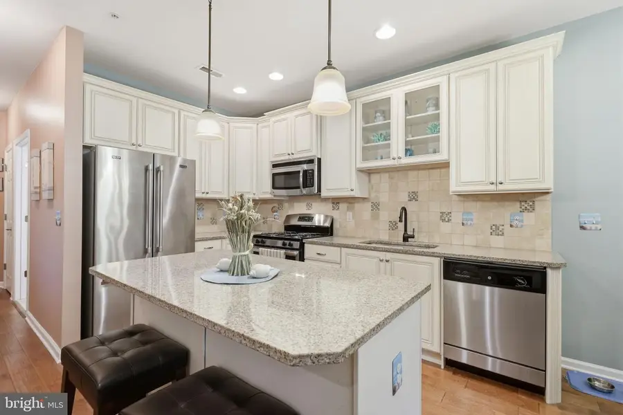 59 Bowman Dr, Feasterville Trevose, PA 19053 - #2