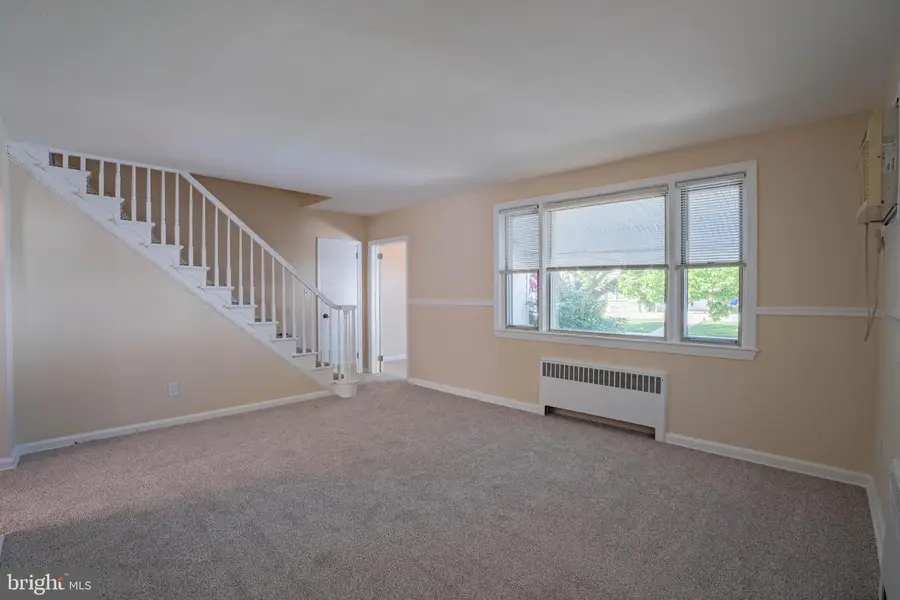 332 Madison St, Bristol, PA 19007 - #2