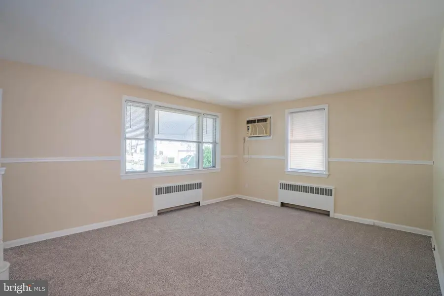 332 Madison St, Bristol, PA 19007 - #3