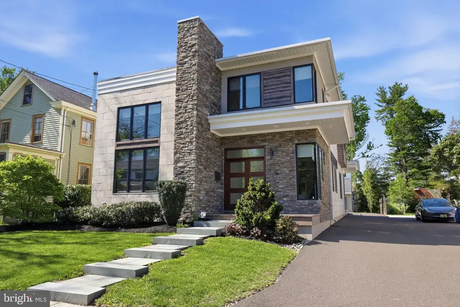 94 East St, Doylestown, PA 18901 - #2