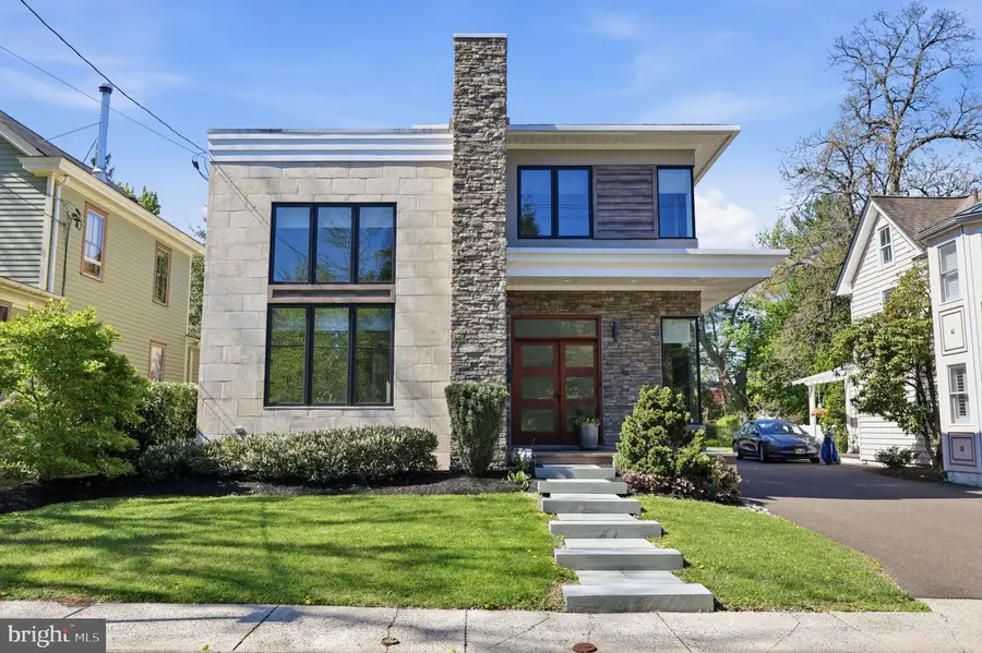 94 East St, Doylestown, PA 18901 - #3