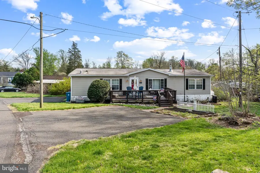 2 Skyview Dr, Quakertown, PA 18951 - #2