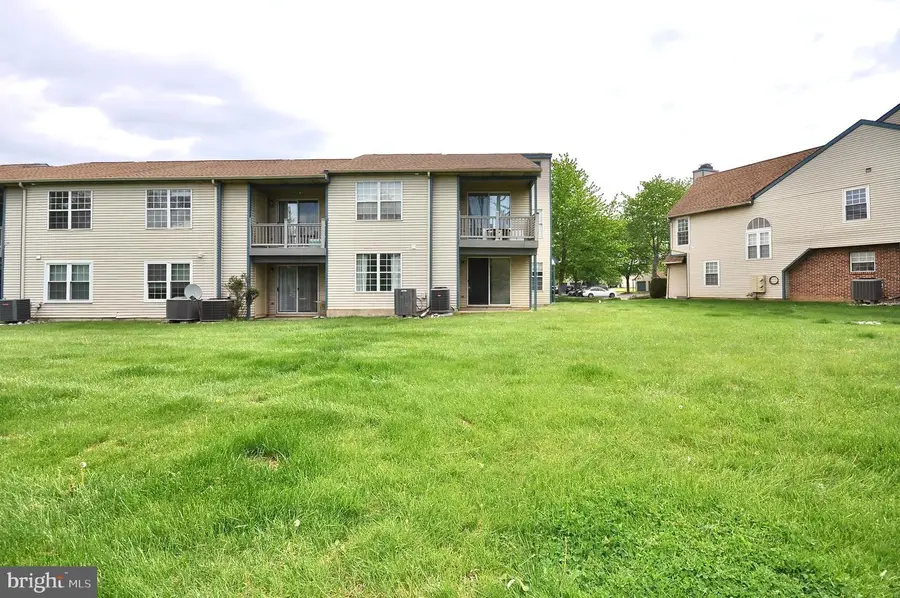 127 Allem Ln, Perkasie, PA 18944 - #3