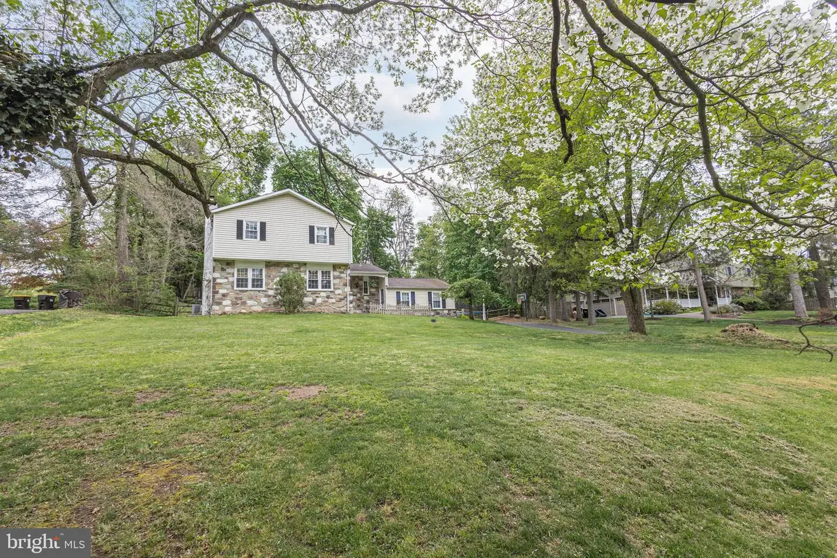 71 Oak Dr, Doylestown, PA 18901 - #1