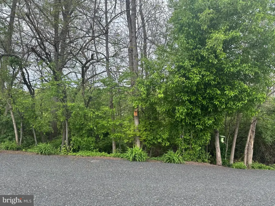 3013 Walnut Ln, Telford, PA 18969 - #3
