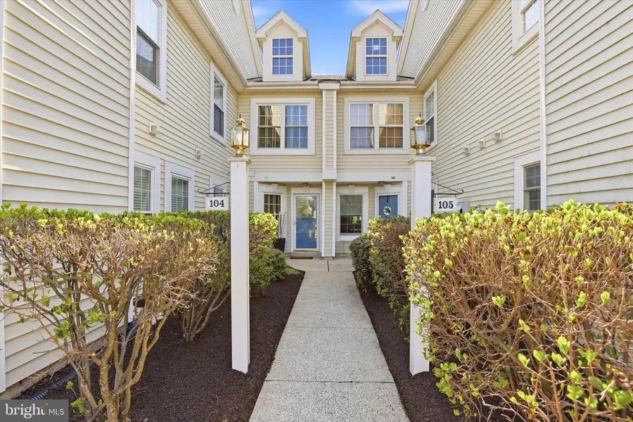 105 Strawberry Ct, Warwick, PA 18974 - #2