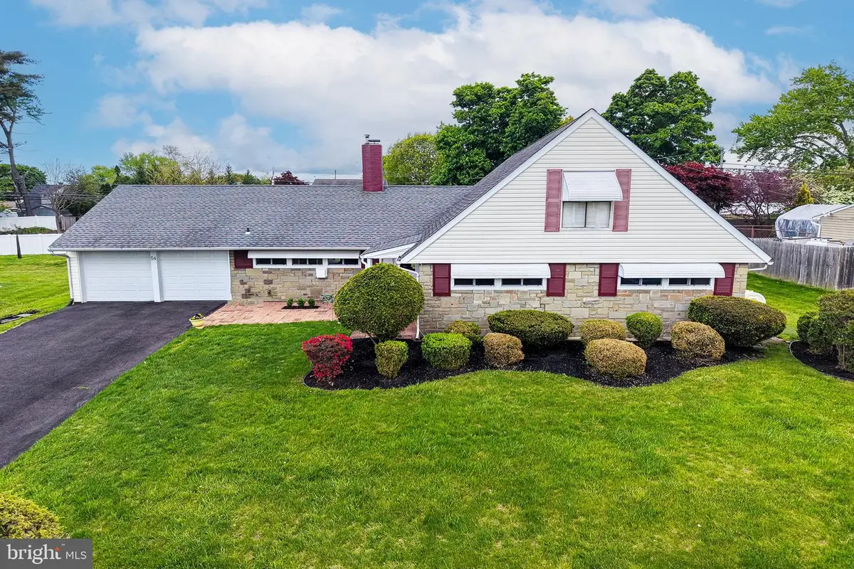 54 Red Berry Rd, Levittown, PA 19056 - #1