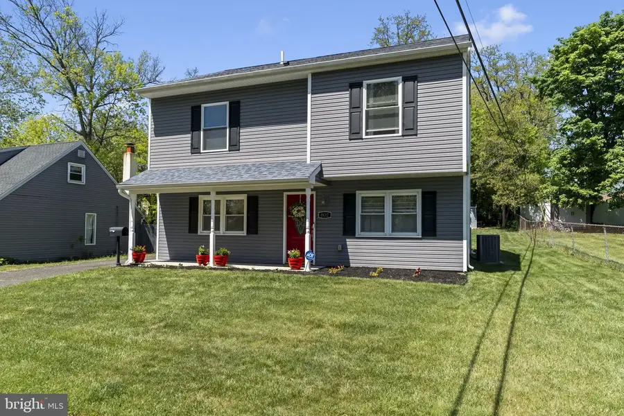 802 Rennard Ln, Morrisville, PA 19067 - #2