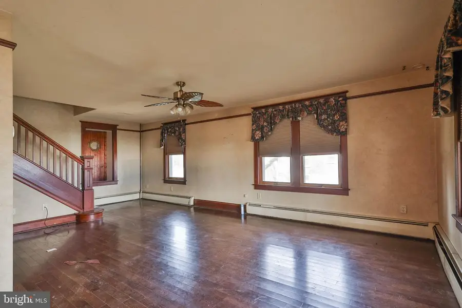 336 Fairview Ave, Quakertown, PA 18951 - #2