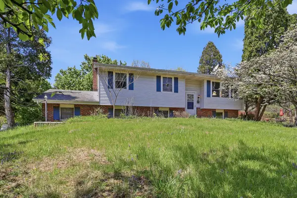 34 Hollow Horn Rd, ERWINNA, PA 18920