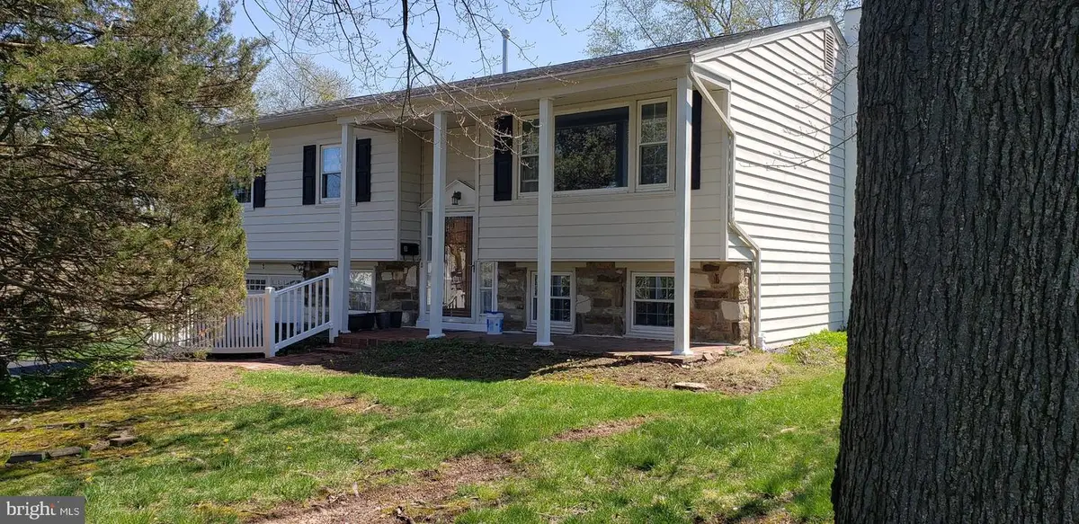 8 Pleasant Ave, Chalfont, PA 18914 - #1