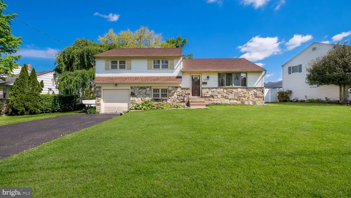 969 Marian Rd, Warminster, PA 18974 - #1