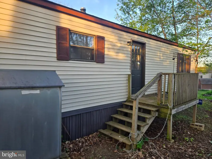 232 Yankee Rd #242 Aka 242 Dogwood Dr, Quakertown, PA 18951 - #3