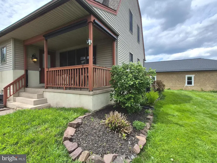 145 Diamond St #c, Sellersville, PA 18960 - #2