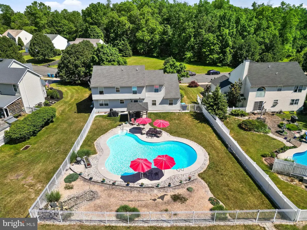 2365 Willow Stream Dr, Quakertown, PA 18951 - #1