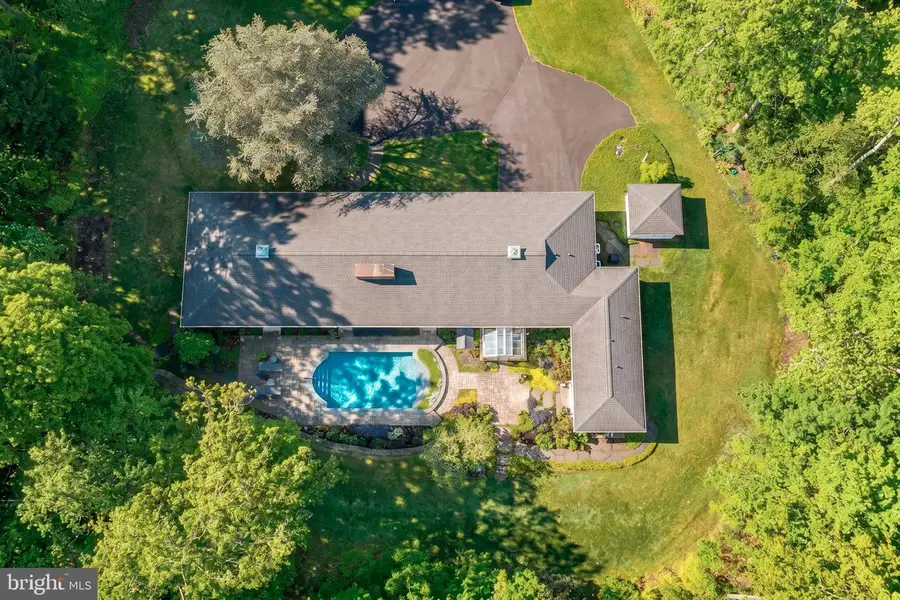 3363 Windy Bush Rd, New Hope, PA 18938 - #2
