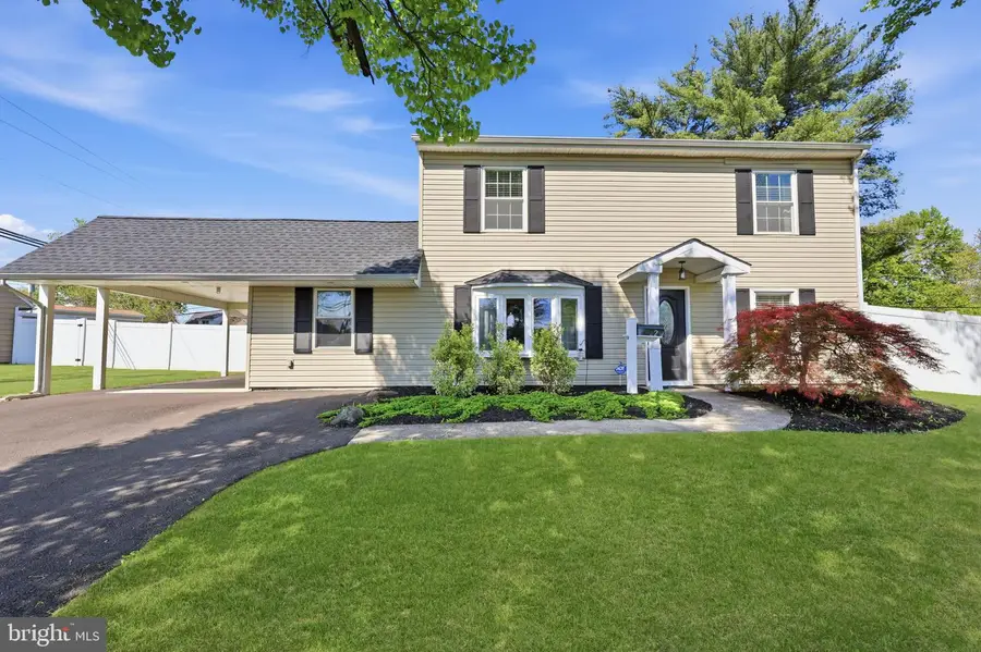 2 Pumpkin Hill Rd, Levittown, PA 19056 - #3