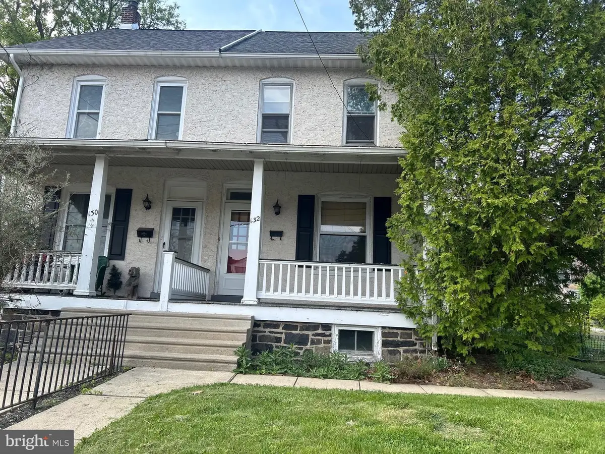 132 N 9th St, Perkasie, PA 18944 - #1