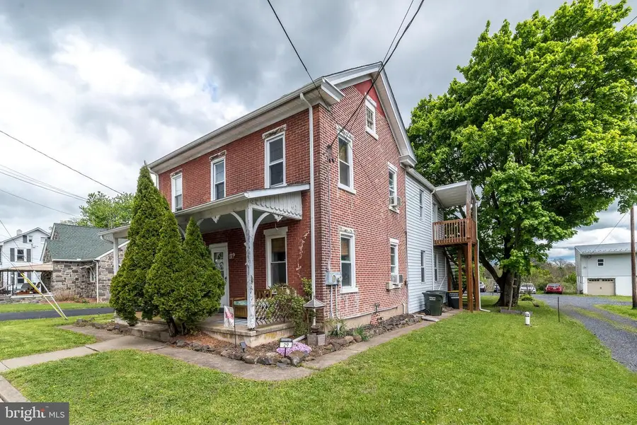 29 N Main St, Richlandtown, PA 18955 - #3
