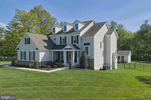 112 Winding Ln, NEWTOWN, PA 18940