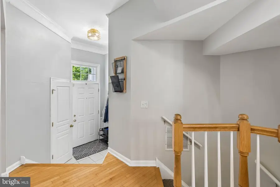 15 Charter Oak Ct, Doylestown, PA 18901 - #2