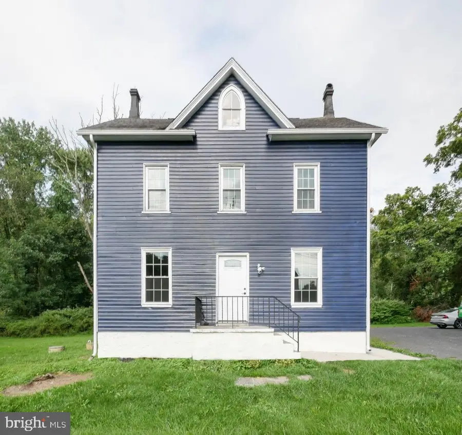 770 Woodbourne Rd, Langhorne, PA 19047 - #2