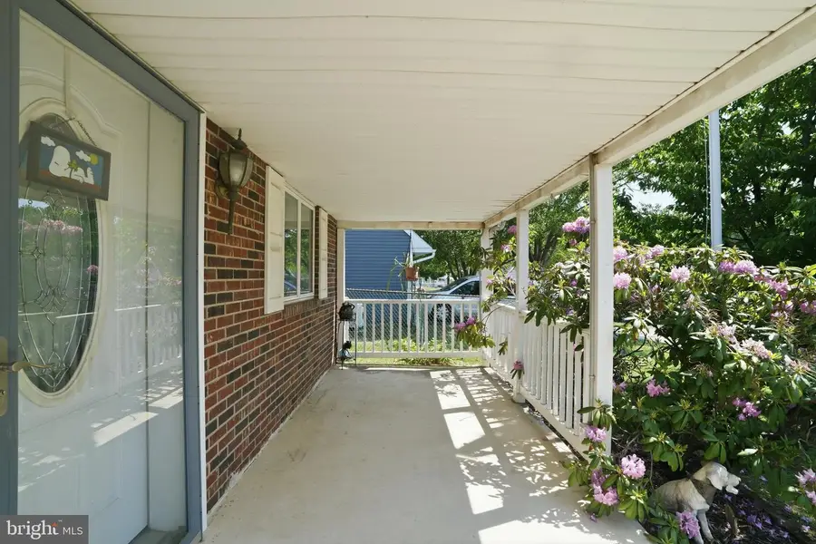 9 Violet, Levittown, PA 19057 - #3