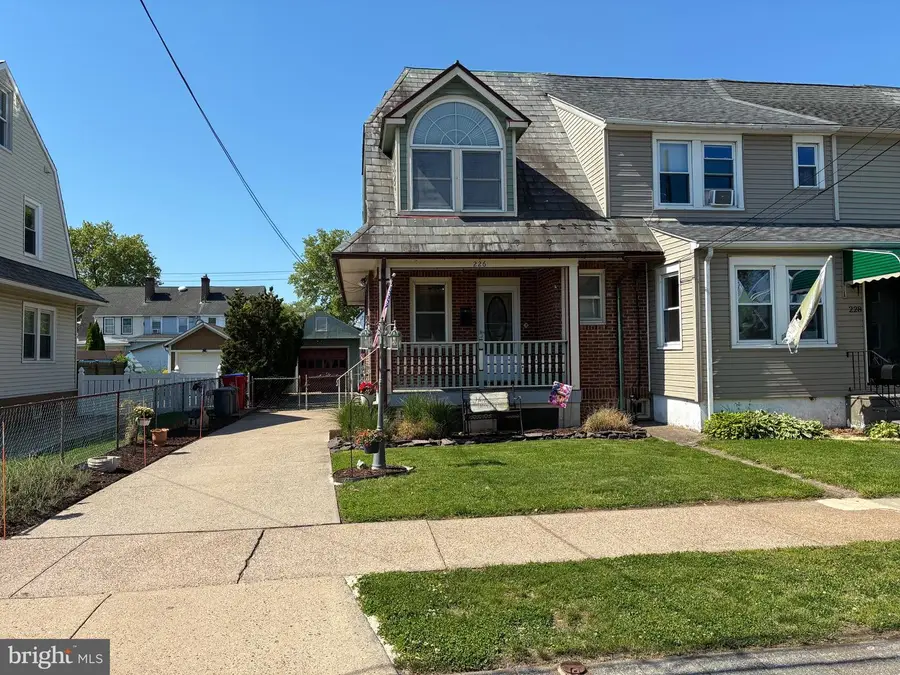 226 Jackson St, Bristol, PA 19007 - #2