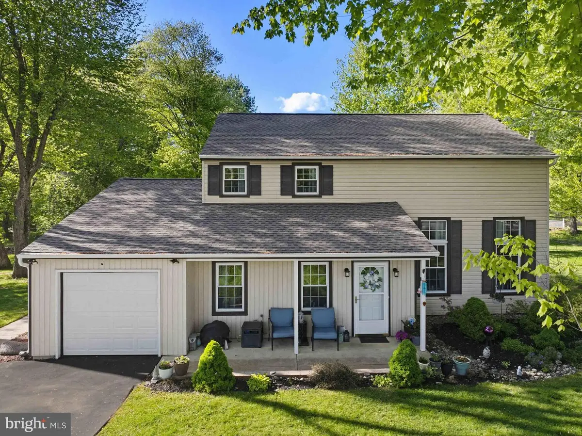 234 Charles St, Southampton, PA 18966 - #1