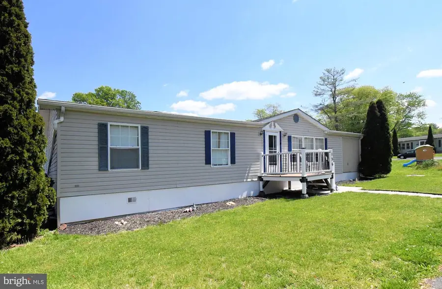 156 Vaux Dr, Doylestown, PA 18901 - #2