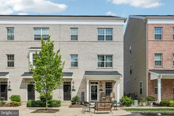 142-b Fleet Ct, BENSALEM, PA 19020