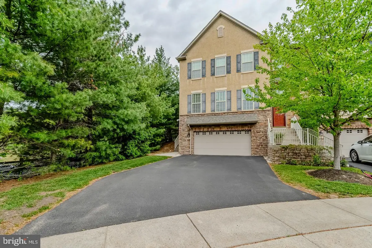 80 Lilly Dr, Feasterville Trevose, PA 19053 - #1