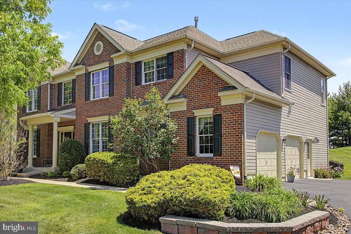 3684 Powder Horn Dr, Furlong, PA 18925 - #1