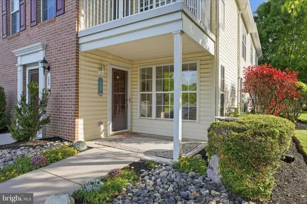 1826 Gibson Rd, BENSALEM, PA 19020