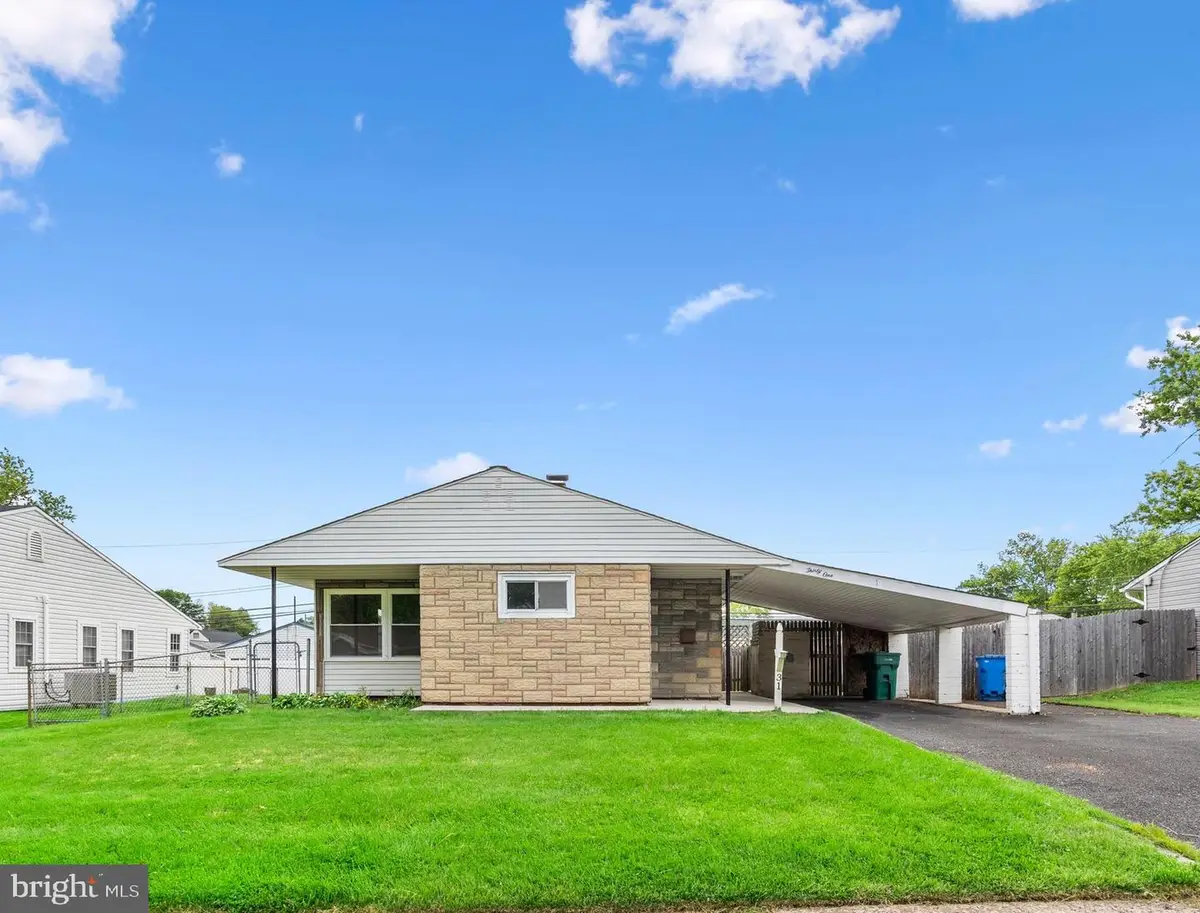 31 Gentle Rd, Levittown, PA 19057 - #1