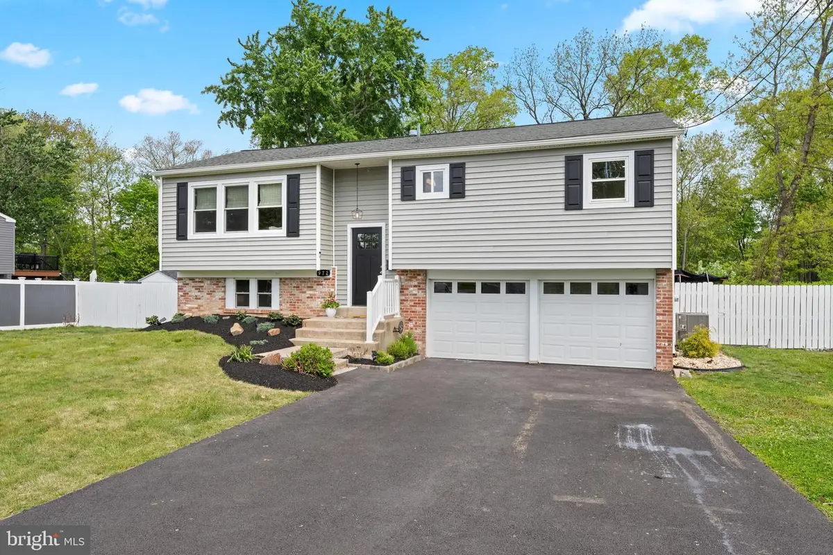 972 Log College Dr, Warminster, PA 18974 - #1