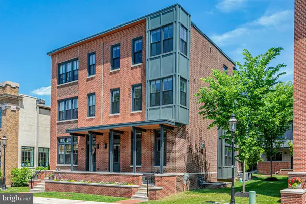 213 S State St, NEWTOWN, PA 18940