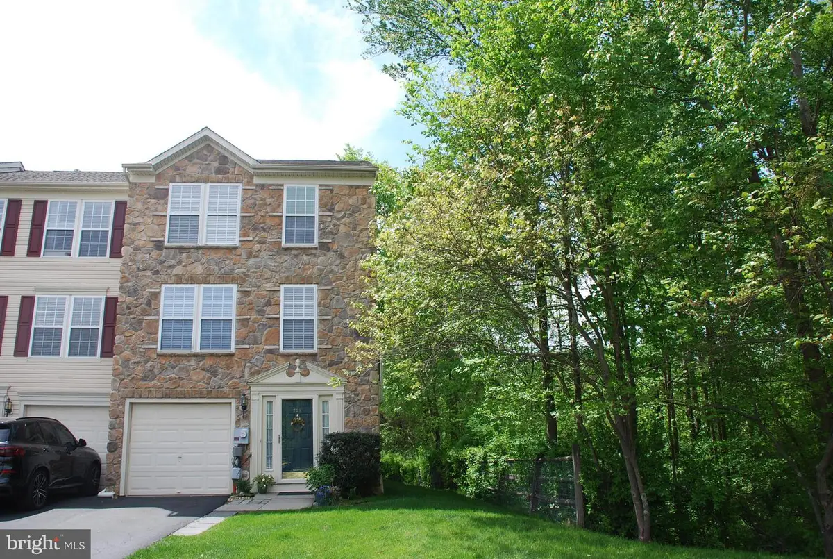 721 Waterway Ct, Quakertown, PA 18951 - #1