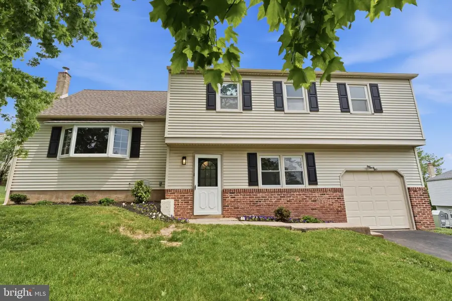 2133 Dapple Dr, Warrington, PA 18976 - #3