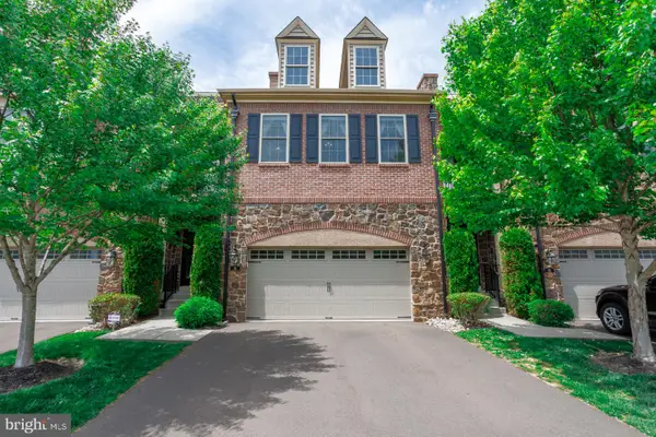 26 David Dr, NEWTOWN, PA 18940