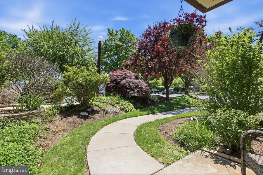 265 E Village Rd, Holland, PA 18966 - #3